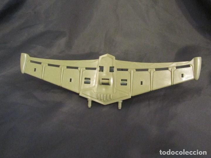 Figuras de acci&oacute;n: CHAPMEI ALA DELTA 21 CM DE ANCHO BARRAS ALGO DOBLADAS