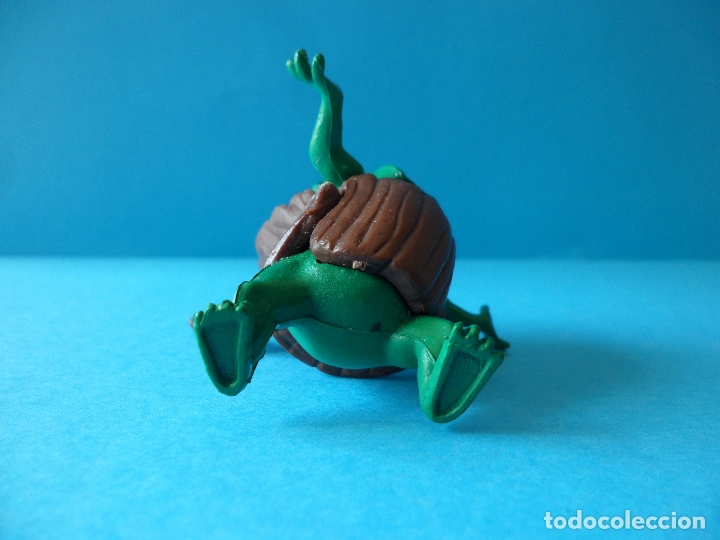 Figuras de acci&oacute;n: Figura de Cyclops Pup + Staks - Invizimals - Foto 9