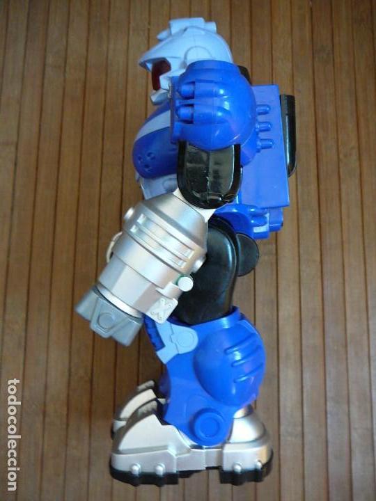 Figuras de acci&oacute;n: Robot a pilas. Probado, funciona. - Foto 5