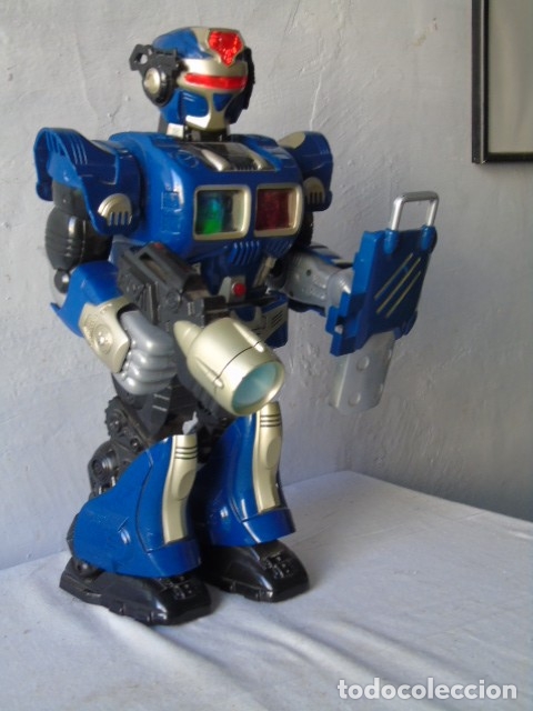 Figurines d'action: robot gran tama&ntilde;o funciona camina luz habla... genial marca hap p kid completo con pistola y escudo