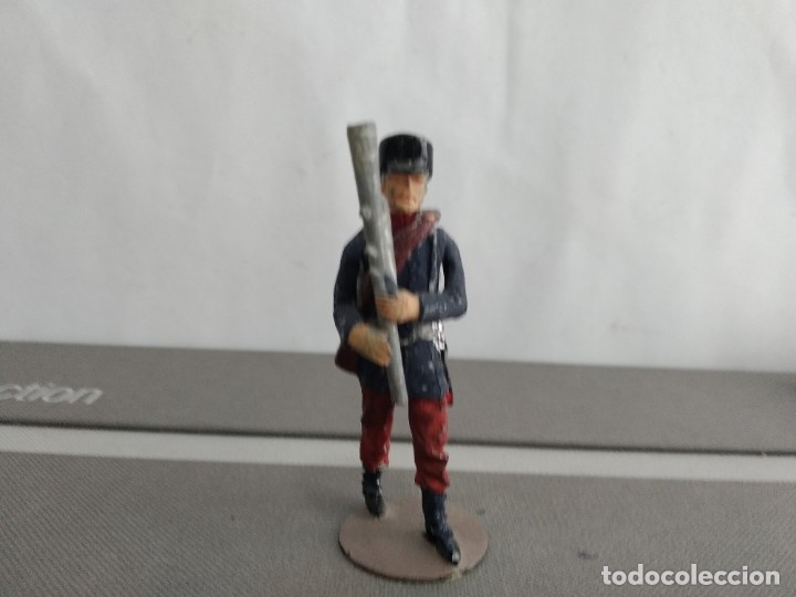 Figuras de acci&oacute;n: ANTIGUO SOLDADO DE PLOMO ALYMER O ALGUNA MARCA DE LA EPOCA BANDA MUSICA