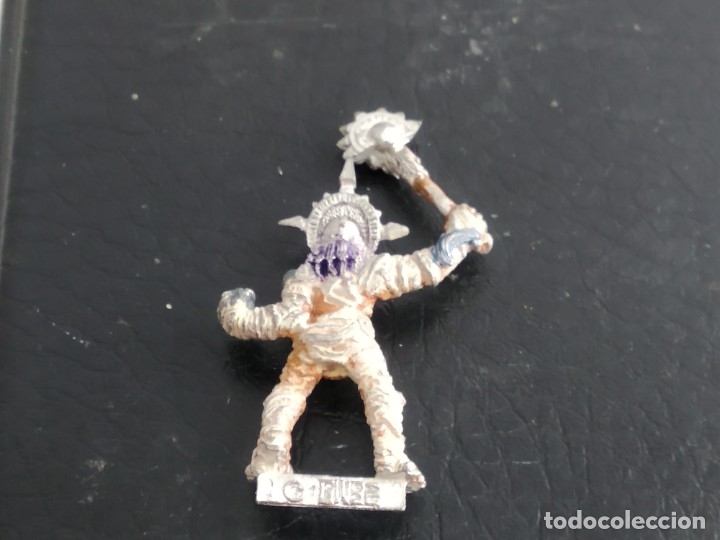 Figuras de acci&oacute;n: ANTIGUA FIGURITA WARHAMMER PLOMO - Foto 2