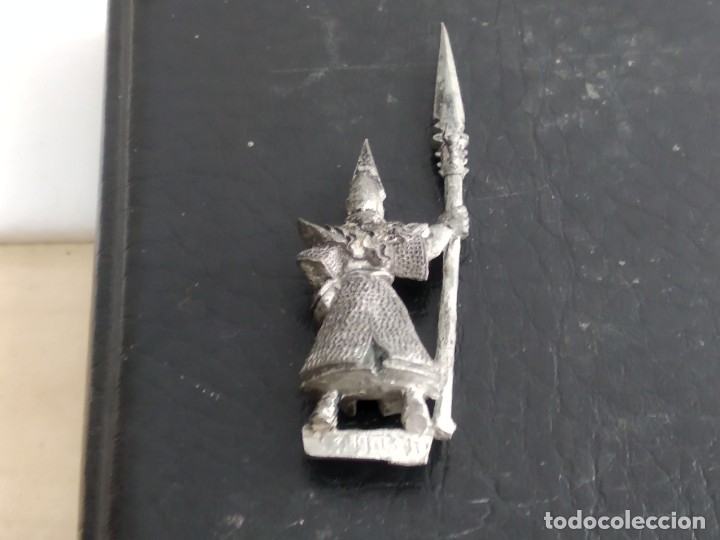 Figuras de acci&oacute;n: ANTIGUA FIGURITA WARHAMMER PLOMO - Foto 2