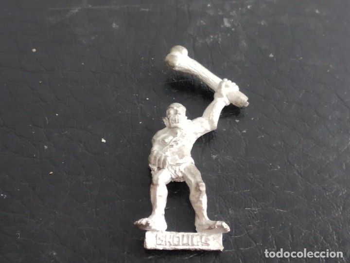 Figuras de acci&oacute;n: ANTIGUA FIGURITA WARHAMMER PLOMO - Foto 1