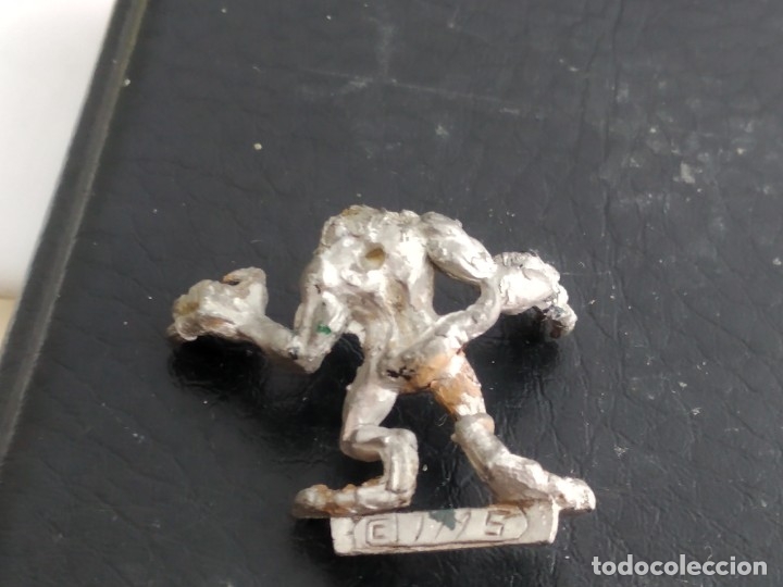 Figuras de acci&oacute;n: ANTIGUA FIGURITA WARHAMMER PLOMO - Foto 2