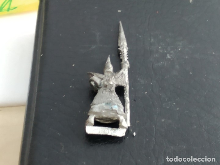 Figuras de acci&oacute;n: ANTIGUA FIGURITA WARHAMMER PLOMO - Foto 2