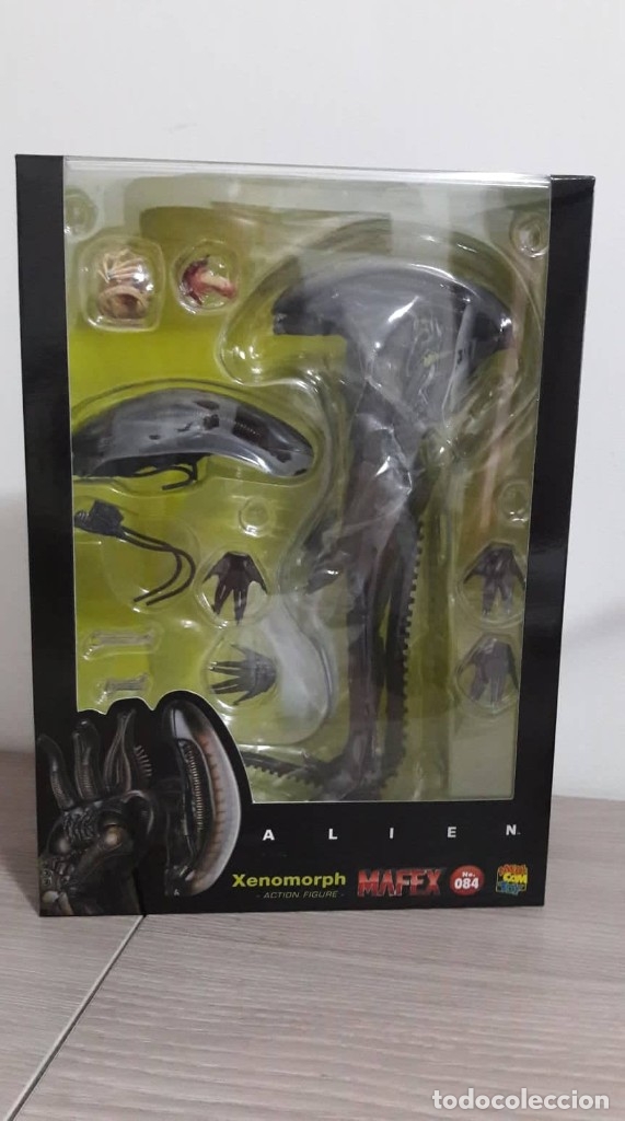 Figuras de acci&oacute;n: Alien de Mafex en perfecto estado. - Foto 2