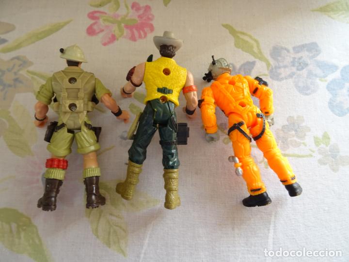 Figuras de acci&oacute;n: LOTE DE 3 PERSONAJES A IDENTIFICAR - Foto 2