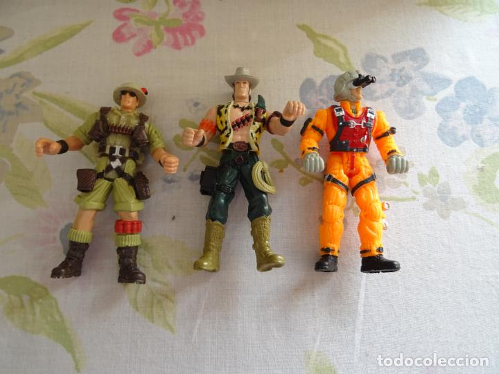 Figuras de acci&oacute;n: LOTE DE 3 PERSONAJES A IDENTIFICAR - Foto 1