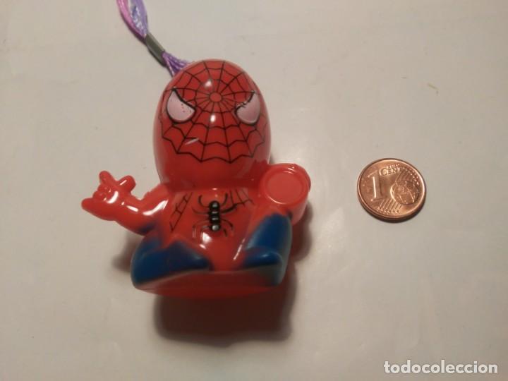 Figuras de acci&oacute;n: Colgante Spiderman con interruptor luz led - Foto 4