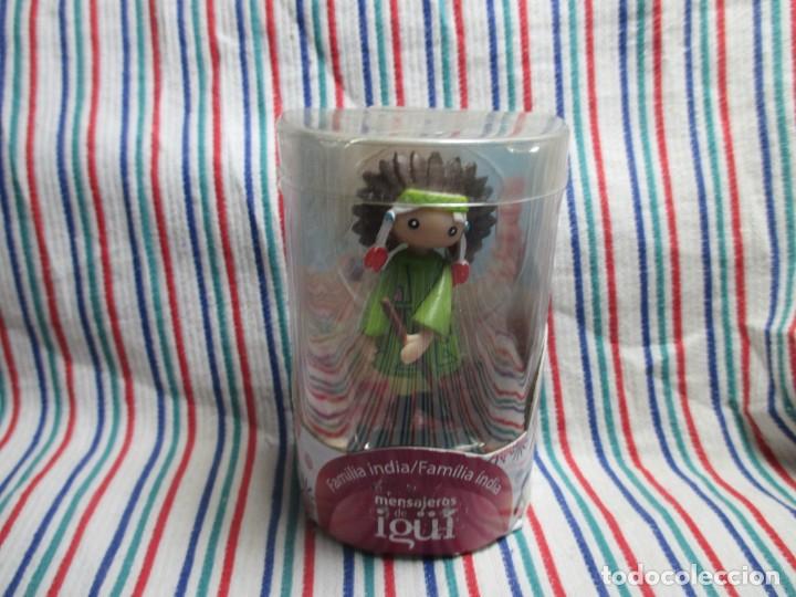 Figurines d'action: MENSAJEROS DE IG&Uuml;I, FAMILIA INDIA