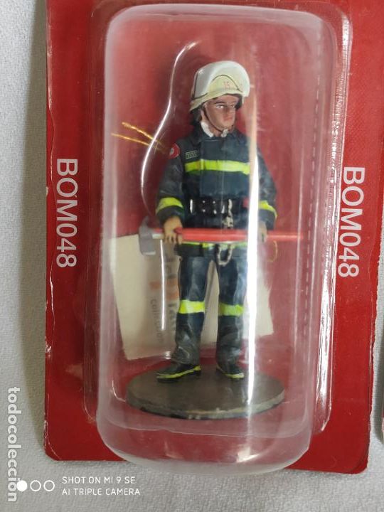 Figuras de acci&oacute;n: SERIE FIRE.BOMBEROS METAL - Foto 2