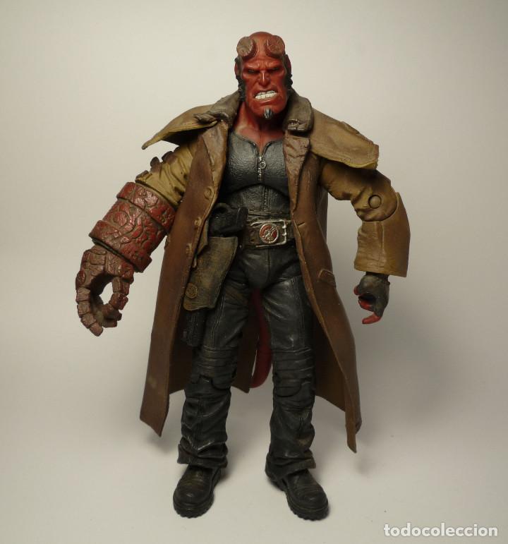 Figuras de acci&oacute;n: Figura articulada de Hellboy de unos 20cm - Foto 4