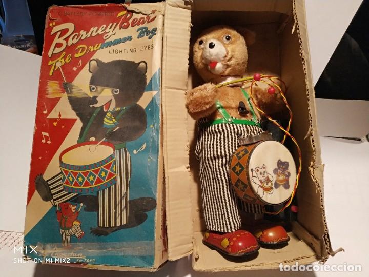Actionfiguren: PRECIOSO OSO BARNEY DE CHAQSTAN CON MANDO DIRIGIBLE /ANTIGUO