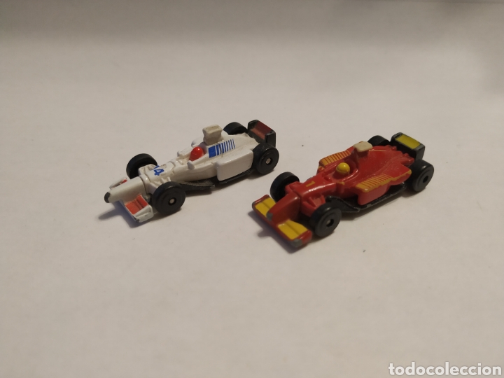 Figuras de acci&oacute;n: Micromachines casco piloto f&oacute;rmula 1 y 2 coches - Foto 2