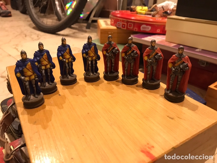 Figuras de acci&oacute;n: Figuras. Guerreros. Ocho. - Foto 1