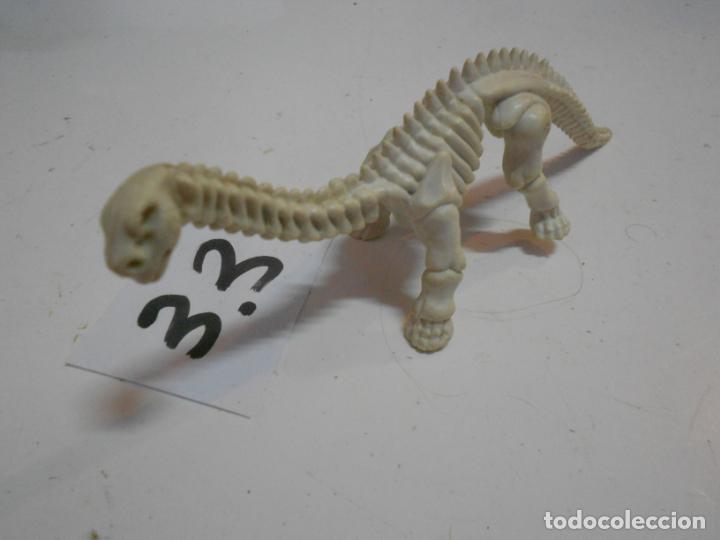 Figuras de acci&oacute;n: FOSIL DINOSAURIO - Foto 1