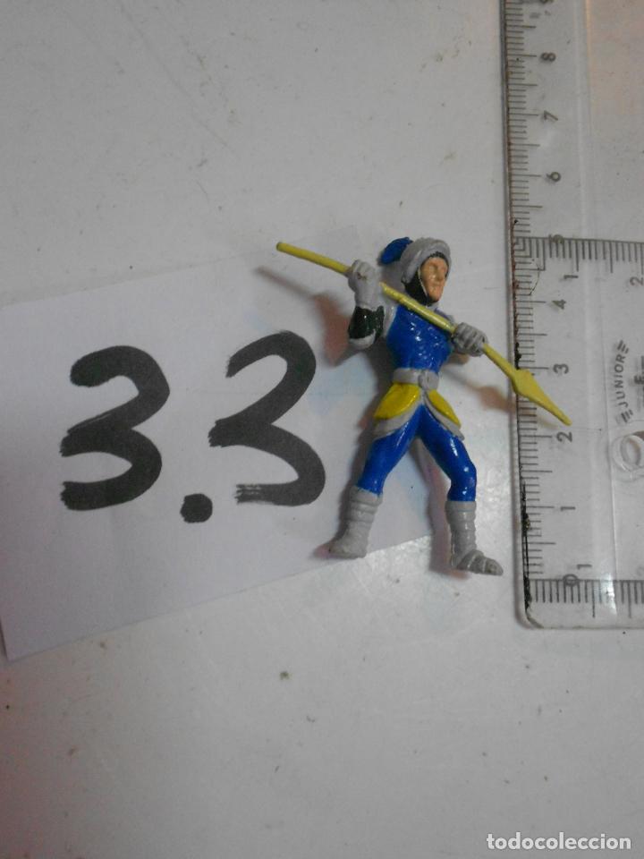 Figuras de acci&oacute;n: ANTIGUA FIGURA MEDIEVAL - Foto 1