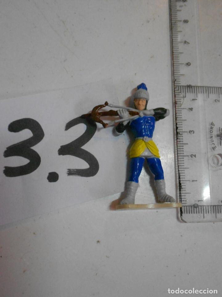 Figuras de acci&oacute;n: ANTIGUA FIGURA MEDIEVAL - Foto 1