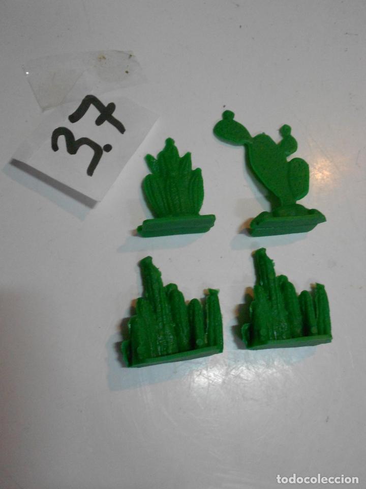 Figuras de acci&oacute;n: LOTE DE CACTUS PARA DIORAMA OESTE AMERICANO - Foto 1