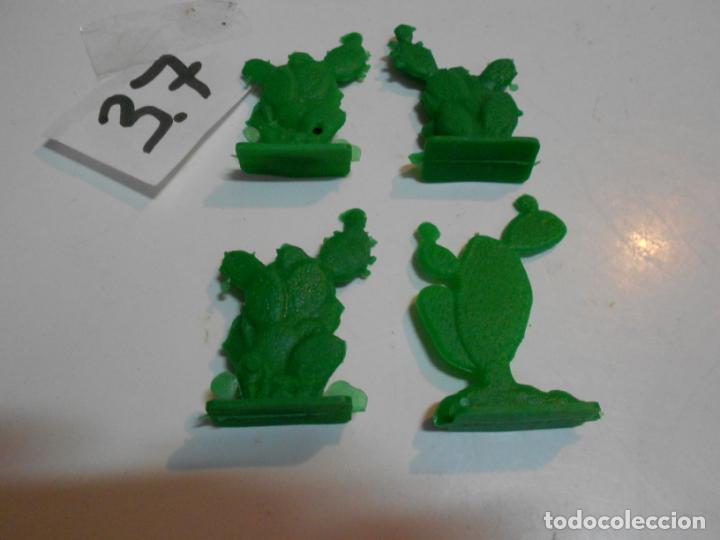 Figuras de acci&oacute;n: LOTE DE CACTUS PARA DIORAMA OESTE AMERICANO - Foto 1
