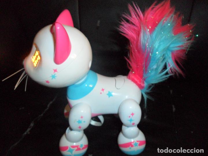 Figuras de acci&oacute;n: GATO ROBOT - CON SONIDO Y LUCES- FUNCIONANDO - 2016 SPIN MASTER- 19CM. - Foto 2