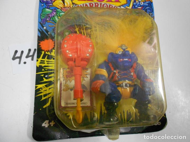 Figuras de acci&oacute;n: ANTIGUO BLISTER TROLL WARRIORS (4.4) - Foto 2