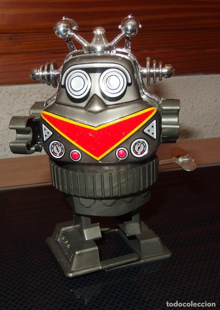 Figuras de acci&oacute;n: ROBOT YONE,JAPAN,A CUERDA,FUNCIONANDO - Foto 1