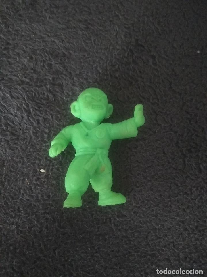 Figuras de acci&oacute;n: Mu&ntilde;eco de drag&oacute;n balll - Foto 1