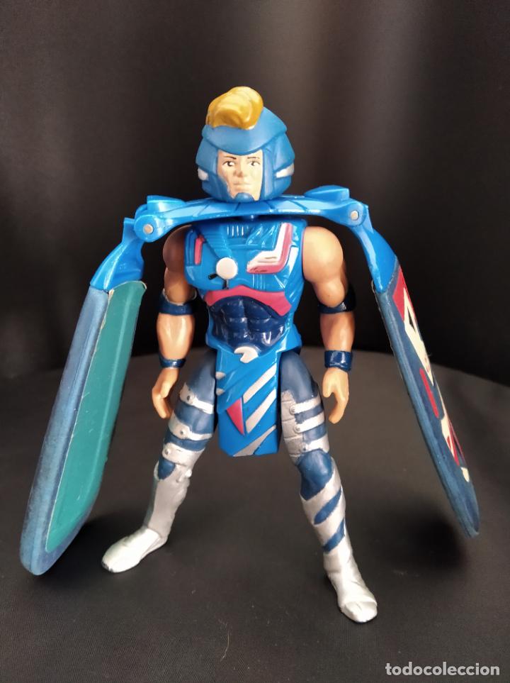 Figuras de acci&oacute;n: FIGURA DE DRAGON FLYZ EL PODER DE VOLAR.- - Foto 1