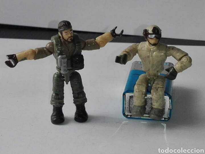 Figuras de a&ccedil;&atilde;o: -2 PEQUE&Ntilde;AS FIGURAS -SOLDADOS DEL MUNDO -MULTI ARTICULADAS 5cm