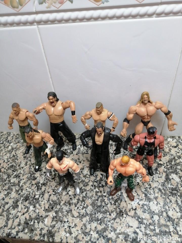 Figuras de acci&oacute;n: LOTE DE MU&Ntilde;ECOS DIFERENTES - Foto 1