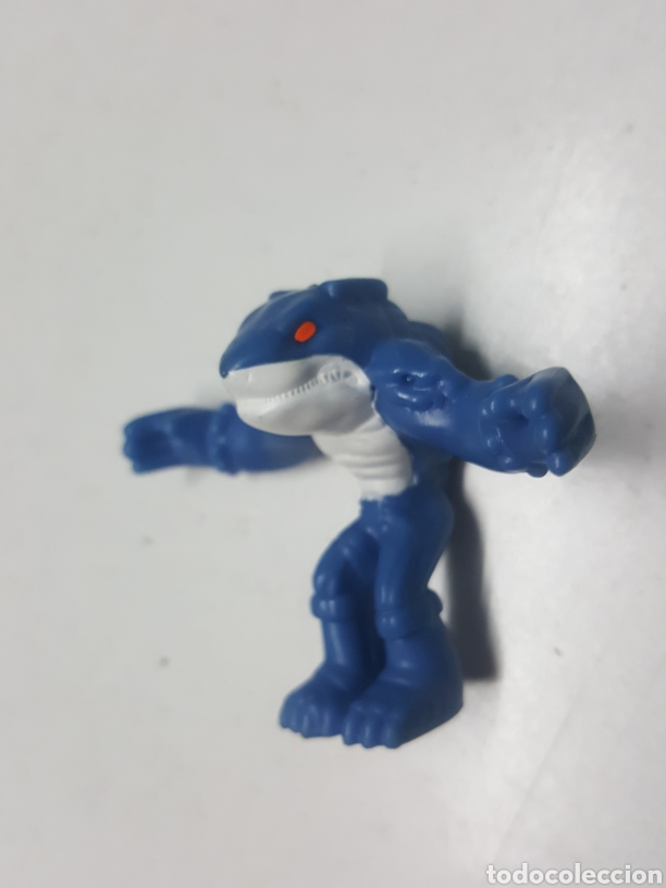 Figuras de acci&oacute;n: Figura street shark de 4 cms. - Foto 1