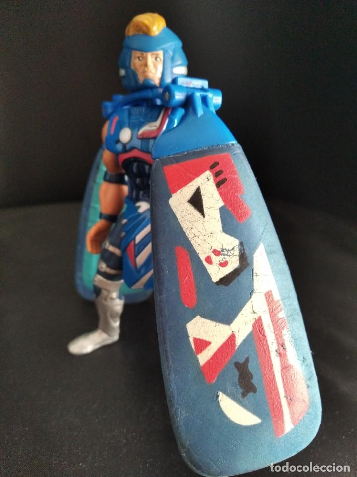 Figuras de acci&oacute;n: FIGURA DE DRAGON FLYZ EL PODER DE VOLAR.- - Foto 1