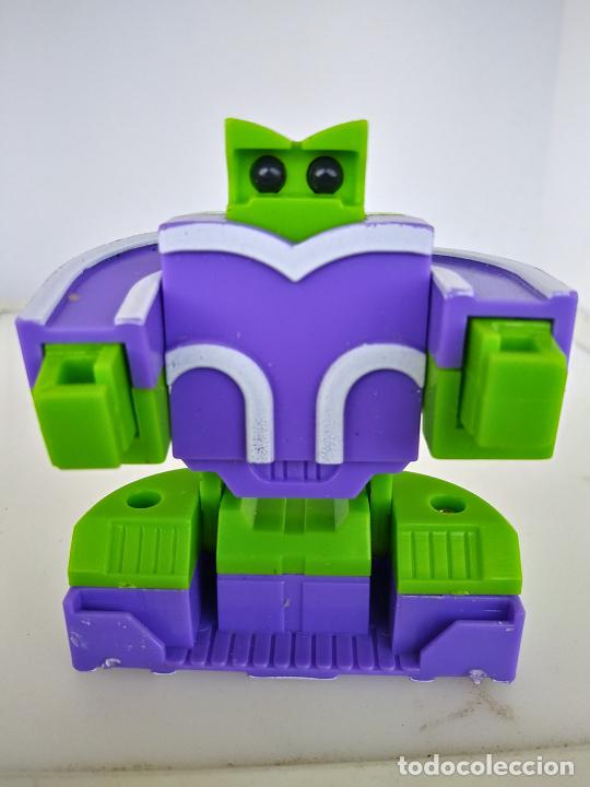 Figuras de acci&oacute;n: Robot transformable numerobots letra 3 sin marca - Foto 1