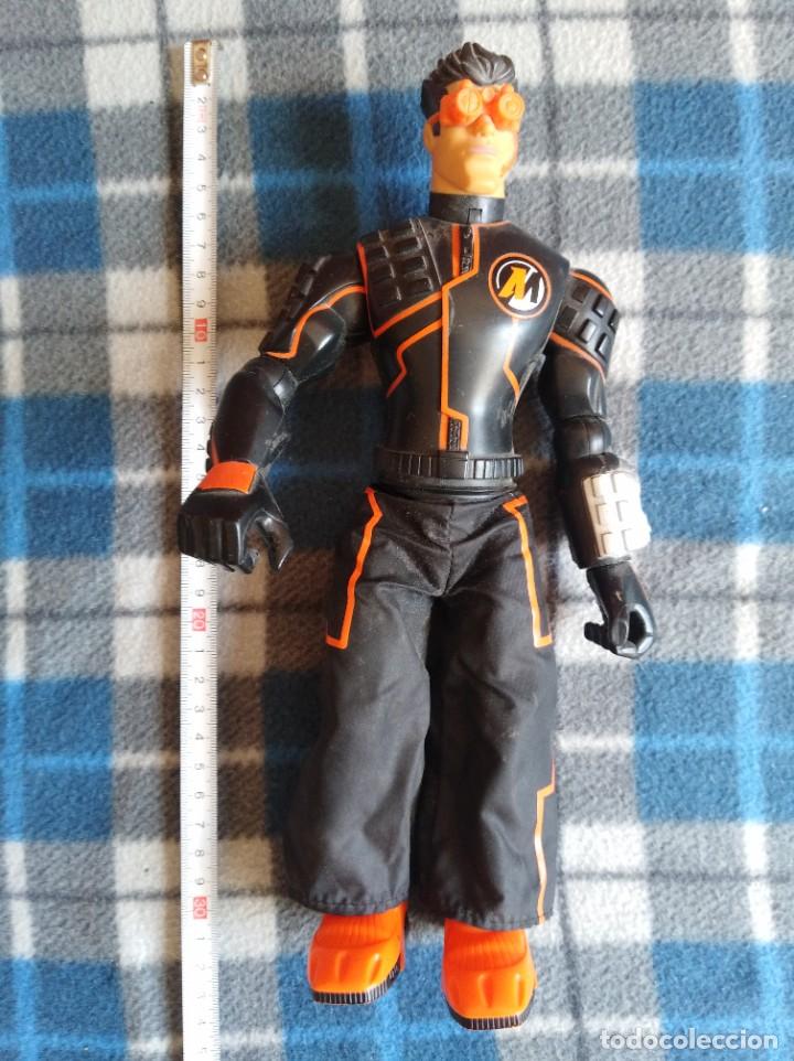 Figuras de acci&oacute;n: Mu&ntilde;eco. Articulado (934) - Foto 1