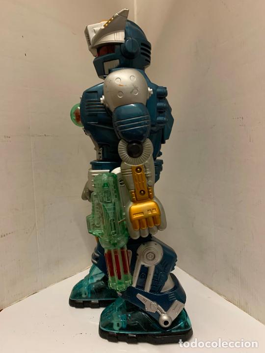 Figuras de acci&oacute;n: Curioso robot de 38cms. tipo mazinger. Adjuntamos video - Foto 2