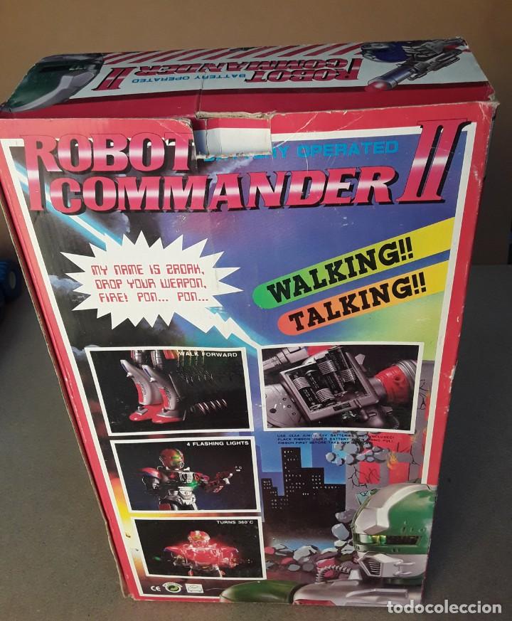 Figuras de acci&oacute;n: Antiguo robot commander II a&ntilde;os 70/80 - Foto 2
