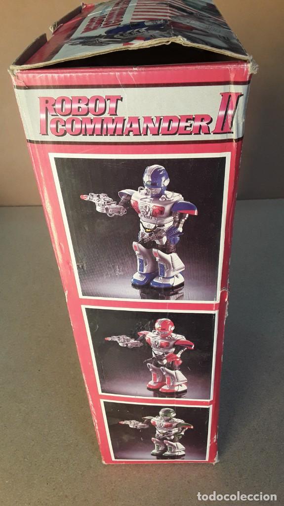 Figuras de acci&oacute;n: Antiguo robot commander II a&ntilde;os 70/80 - Foto 4