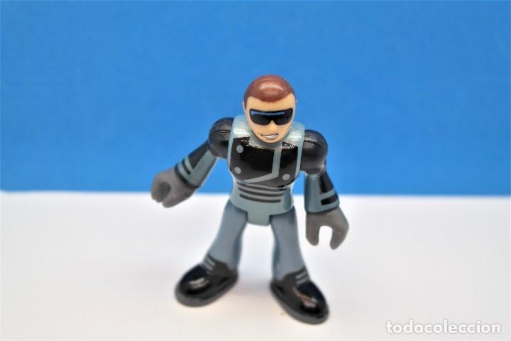 Actionfiguren: Figura Articulada. Figura de Acci&oacute;n.