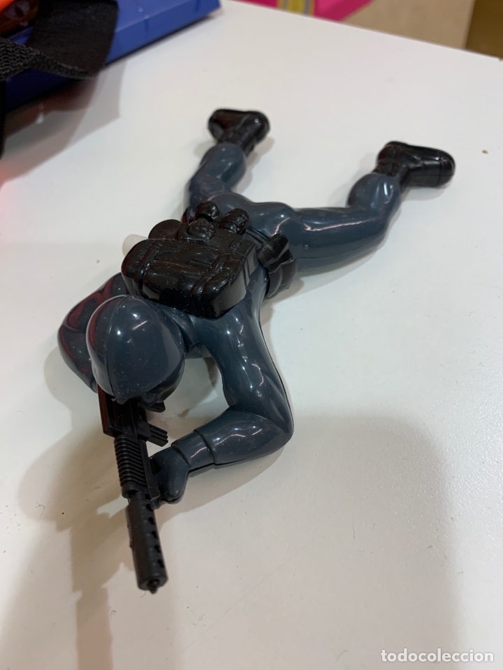 Figuras de acci&oacute;n: Soldado de cuerda