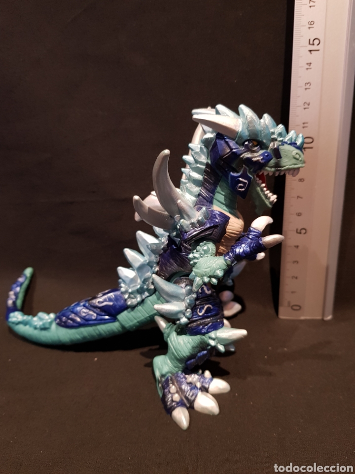 Figuras de acci&oacute;n: Dinofroz. Giochi Preciosi. A&ntilde;o 2013 - Foto 1