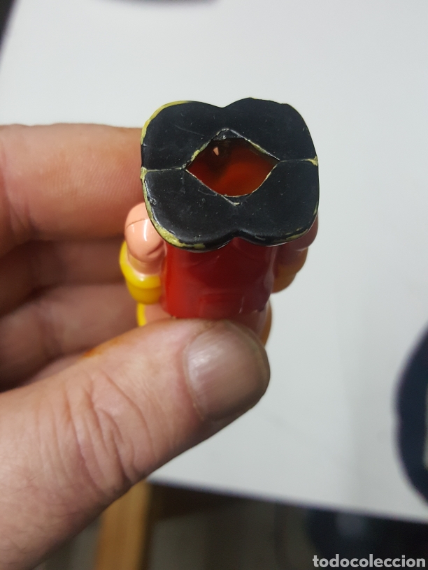 Figuras de acci&oacute;n: Figura obrero con casco de 7 cms desconozco marca - Foto 3