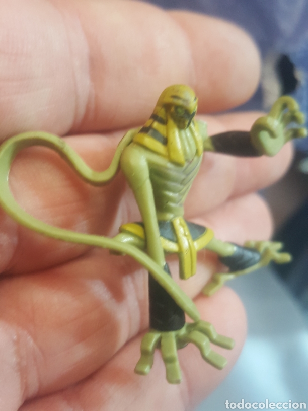 Figuras de acci&oacute;n: Figura de Ben ten 10 Alien force de 4 cms - Foto 3