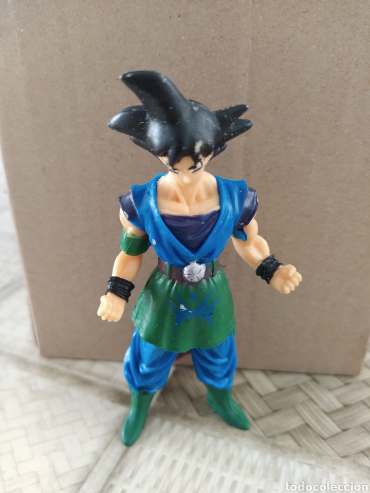 Figuras de acci&oacute;n: Figura Drag&oacute;n Ball. 11 cms. - Foto 1
