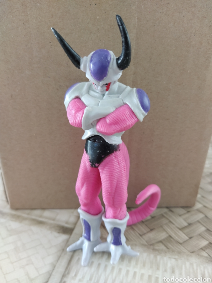 Figuras de acci&oacute;n: Figura Drag&oacute;n Ball. 12 cms. - Foto 1