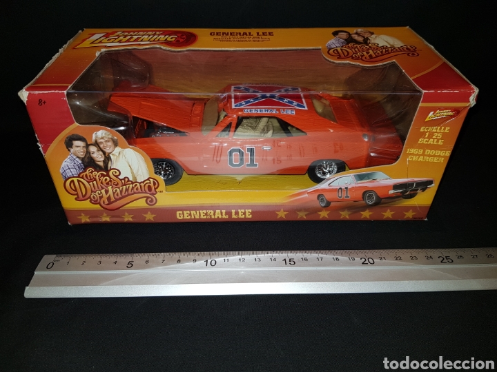 Figurines d'action: The Dukes of Hazzard General Lee El Sheriff Chiflado 1969 Dodge Charger E: 1/25 Diecast metal. 2011