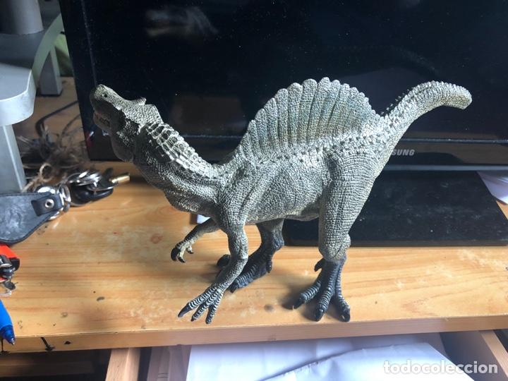 Figuras de acci&oacute;n: Figura de Espinosaurus - Foto 2