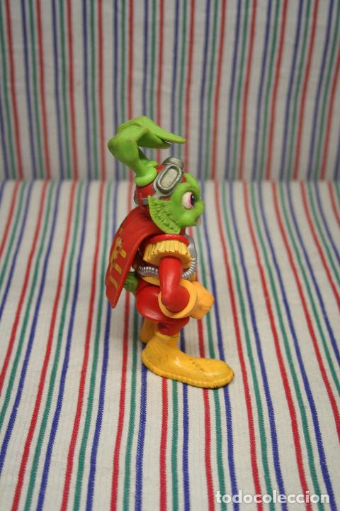 Figuras de acci&oacute;n: FIGURA DE CAPTAIN BUCKY HASBRO 1990 - Foto 2