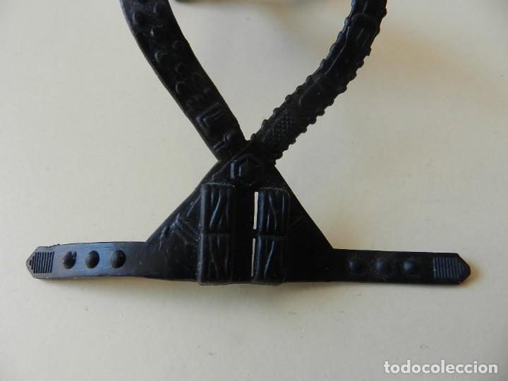 Figuras de acci&oacute;n: Accesorio Tex Malone de Bravestarr mattel arnes chaleco - Foto 3